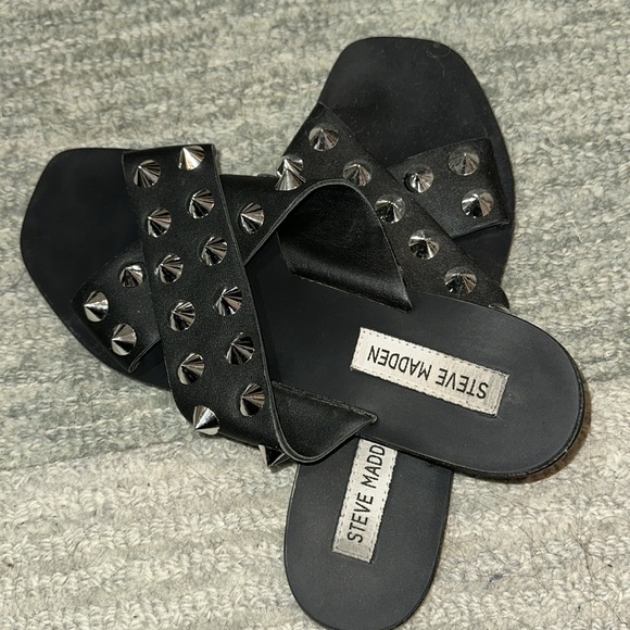 Steve Madden sandals - Picture 2 of 2